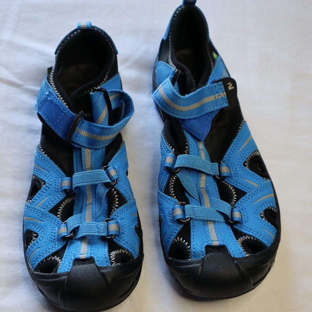 NWOT Merrell Select Grip Hydro Sandel